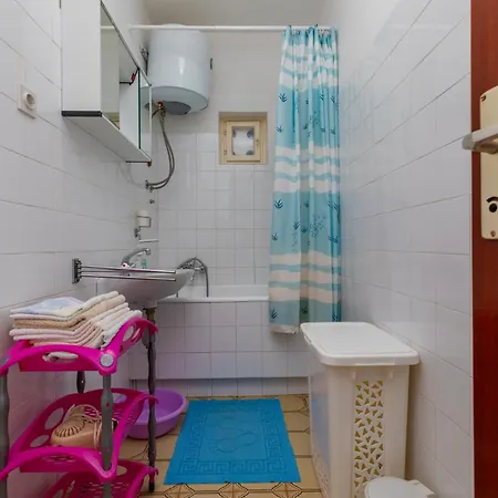 Apartment Pisak 967b Mimice